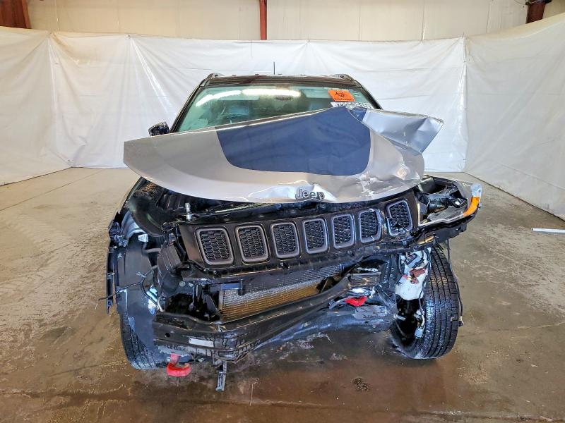 Photo 5 from auction – 2020 JEEP COMPASS with VIN 3C4NJDDB1LT126798