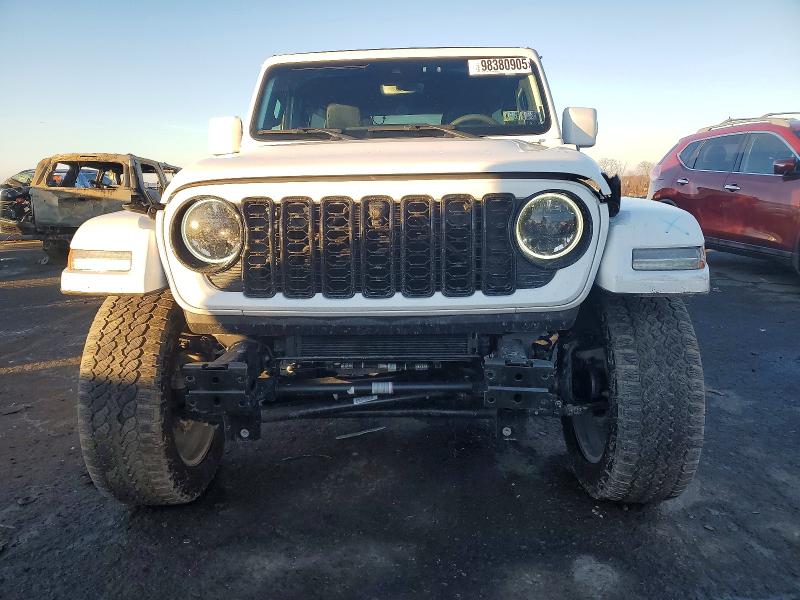 Zdjęcie 5 z aukcji – 2024 JEEP WRANGLER H z VIN 1C4RJXU61RW143822
