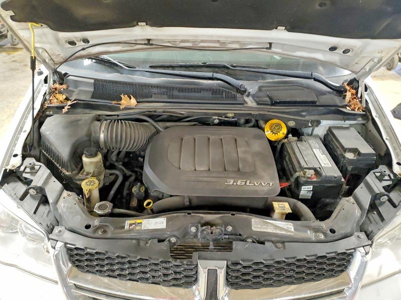 Photo 11 from auction – 2016 DODGE GRAND CARAVAN with VIN 2C4RDGCG4GR354777