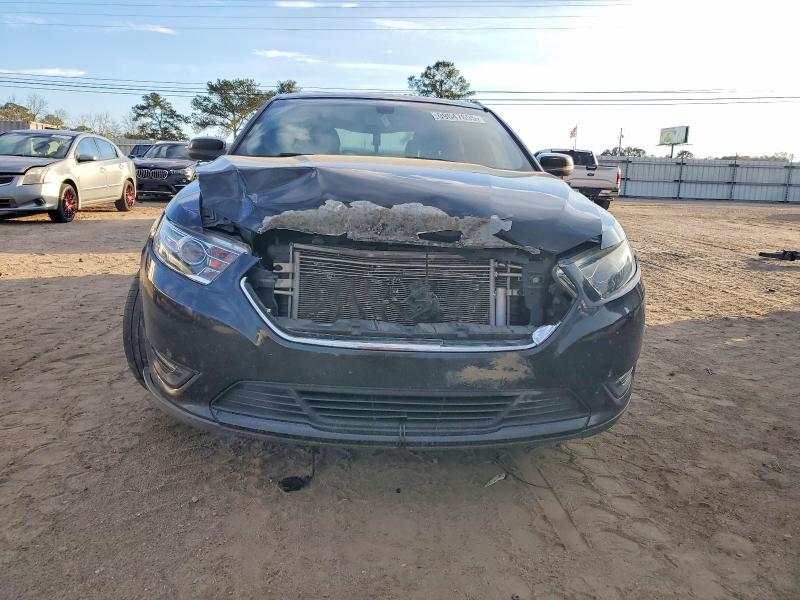 Photo 5 from auction – 2015 FORD TAURUS with VIN 1FAHP2E89FG196132