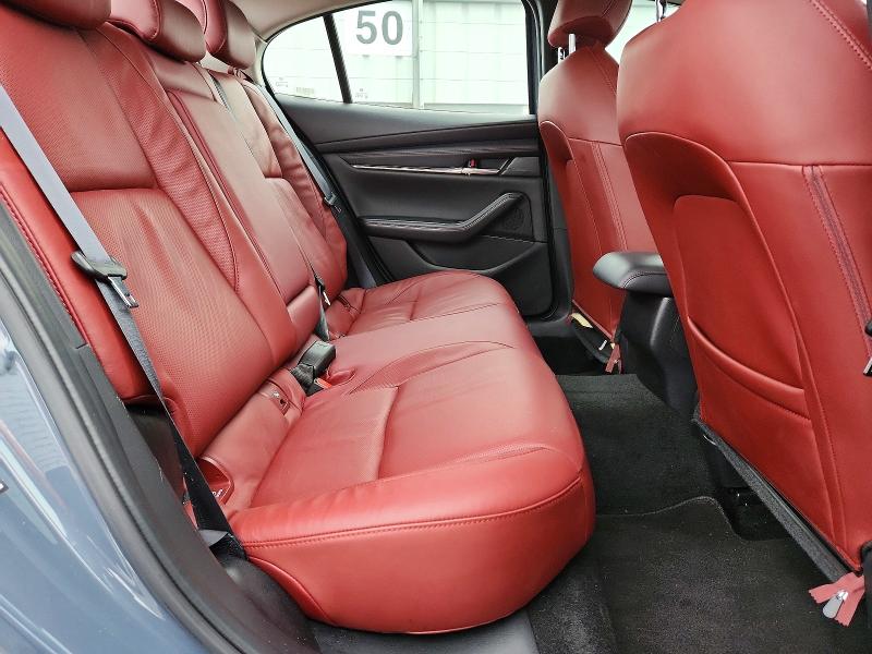 Photo 10 from auction – 2025 MAZDA 3 with VIN 3MZBPBCMXSM467728