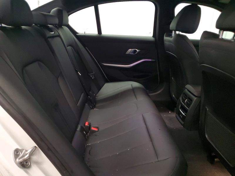 Photo 10 from auction – 2021 BMW 330XI with VIN 3MW5R7J00M8B63209