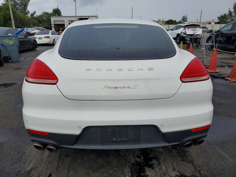 Photo 6 from auction – 2014 PORSCHE PANAMERA with VIN WP0AB2A74EL055532