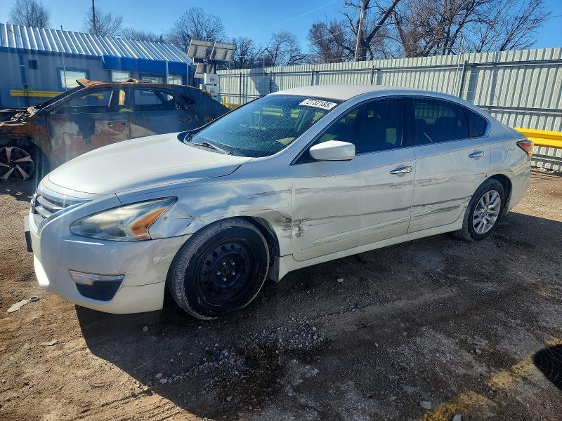 NISSAN ALTIMA 2.5 2015 with VIN 1N4AL3AP8FC116410 - Photo from auction