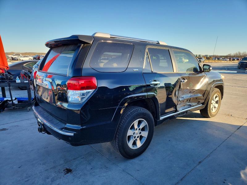Photo 3 from auction – 2010 TOYOTA 4RUNNER SR with VIN JTEZU5JR8A5002536
