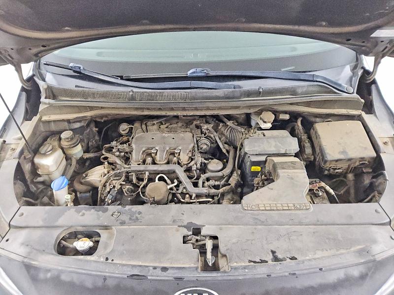 Photo 12 from auction – 2016 KIA SEDONA LX with VIN KNDMB5C18G6182258