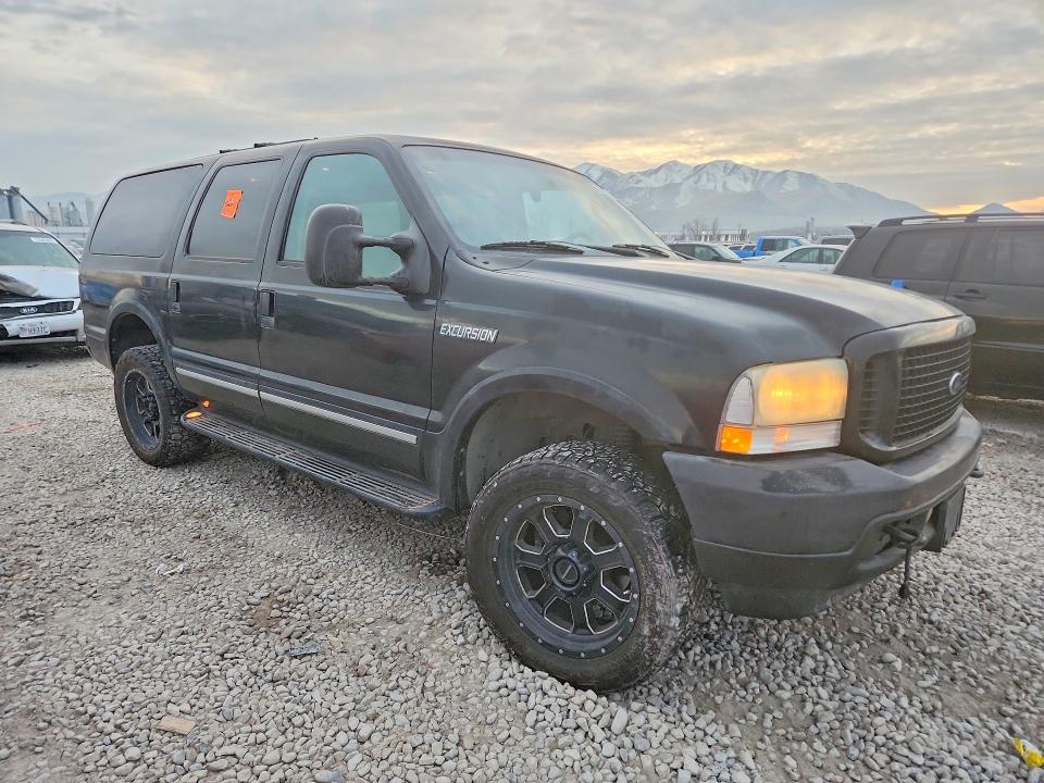 Photo 4 from auction – 2003 FORD EXCURSION with VIN 1FMSU43P83EB44542