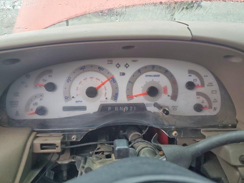 Photo 9 from auction – 2001 FORD F150 with VIN 1FTRW07W81KE11538