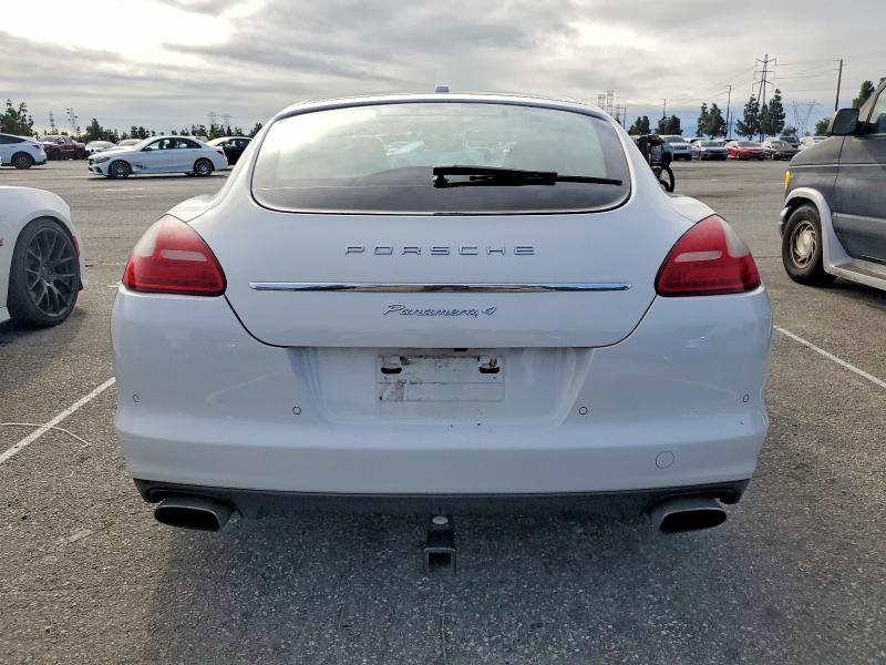 Photo 6 from auction – 2011 PORSCHE PANAMERA 2 with VIN WP0AA2A76BL021896