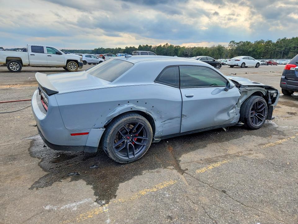 Photo 3 from auction – 2021 DODGE CHALLENGER with VIN 2C3CDZFJ3MH683792