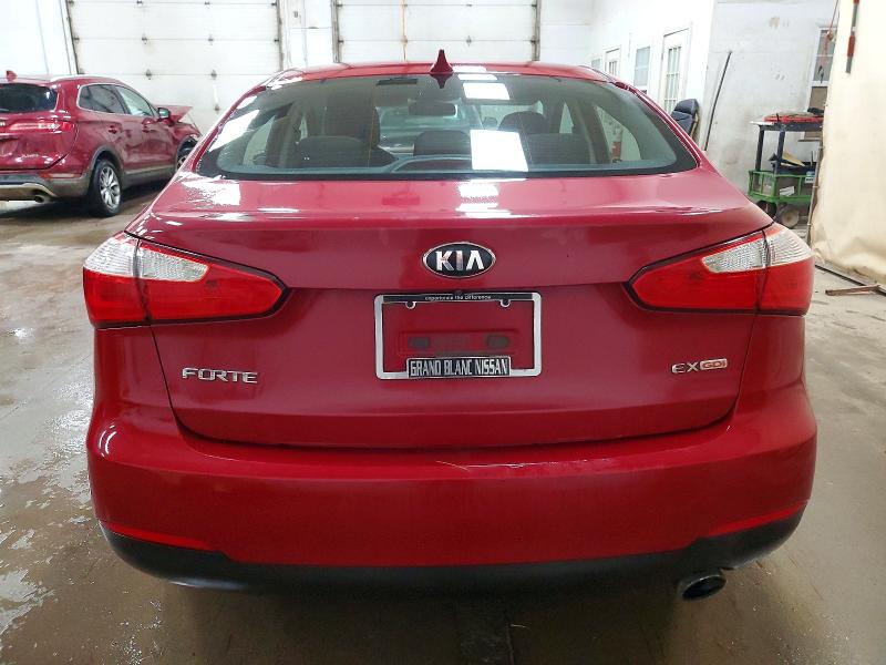 Photo 6 from auction – 2015 KIA FORTE EX with VIN KNAFX4A8XF5316645