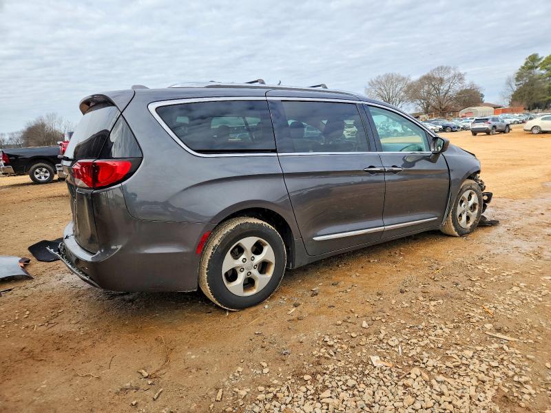 Photo 3 from auction – 2017 CHRYSLER PACIFICA T with VIN 2C4RC1EG0HR519268