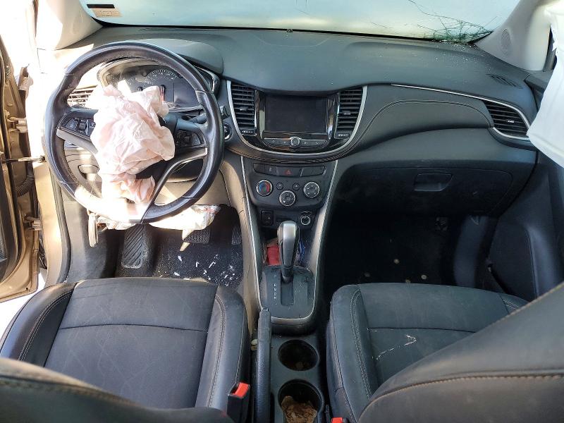 Photo 8 from auction – 2018 CHEVROLET TRAX 1LT with VIN 3GNCJPSB1JL292576
