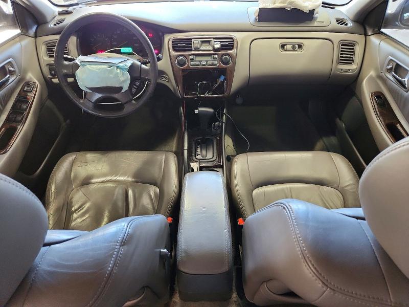 Photo 8 from auction – 2000 HONDA ACCORD with VIN 1HGCG1659YA043471