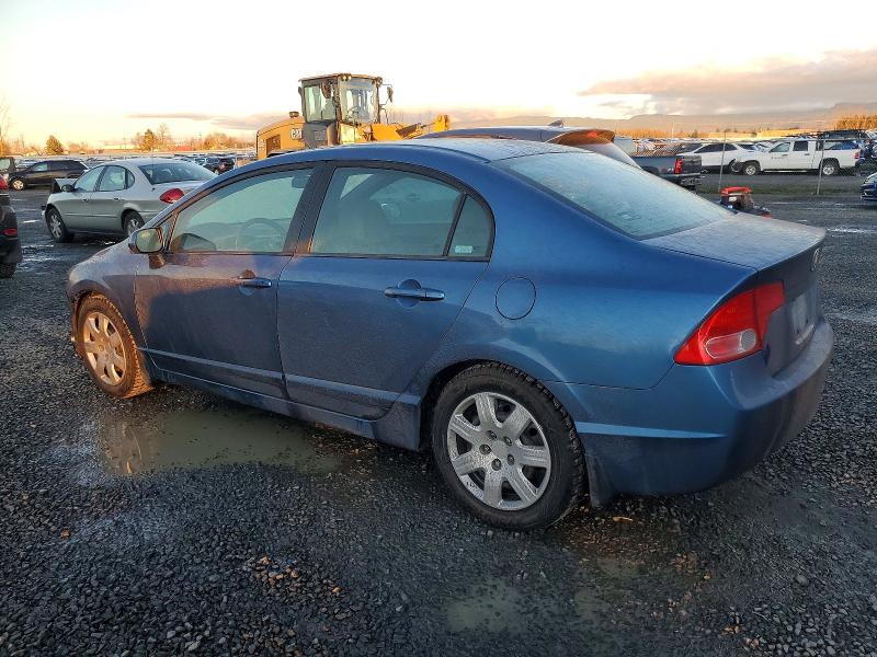 Photo 2 from auction – 2007 HONDA CIVIC LX with VIN 1HGFA15577L072597