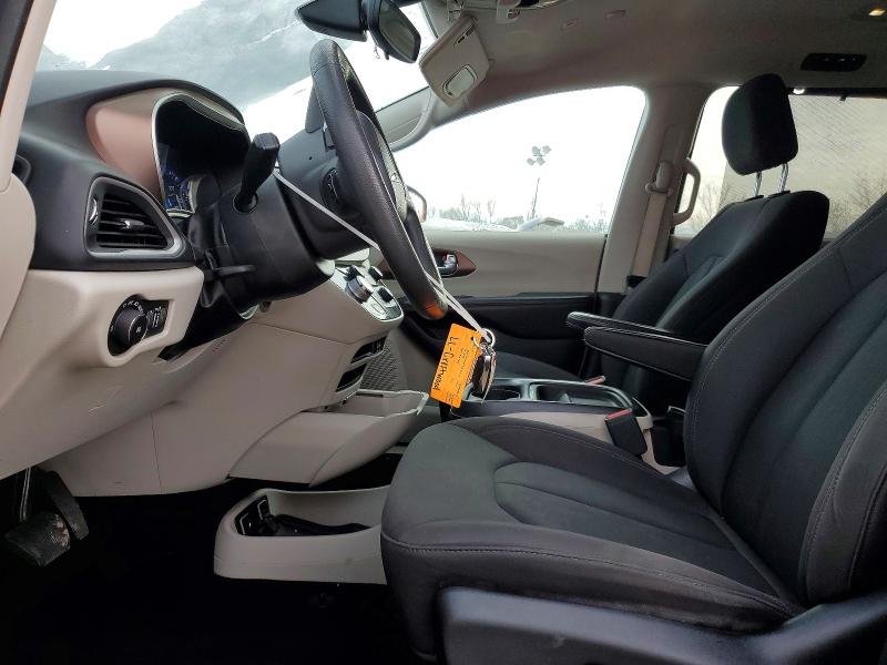 Photo 7 from auction – 2018 CHRYSLER PACIFICA T with VIN 2C4RC1FG8JR106258