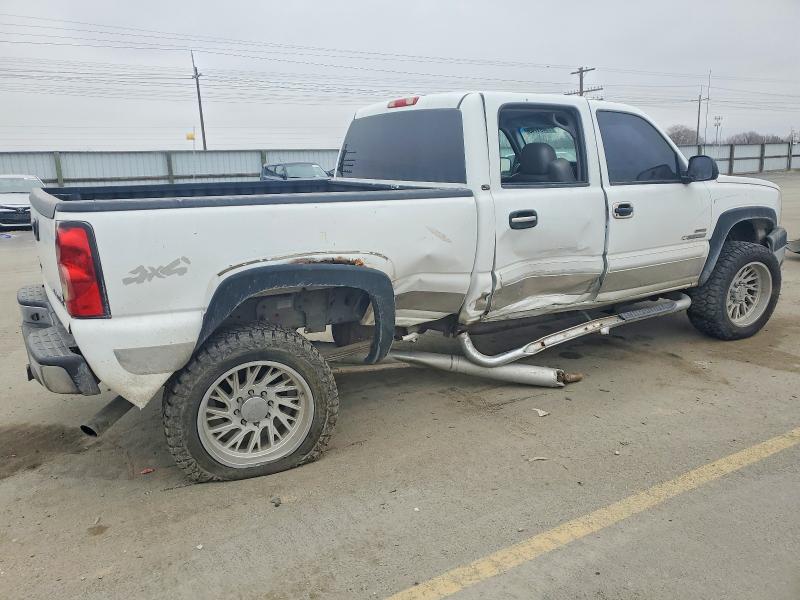 Photo 3 from auction – 2003 CHEVROLET SILVERADO with VIN 1GCHK23133F183974