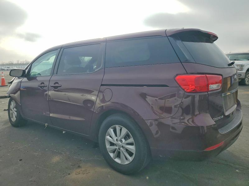 Photo 2 from auction – 2017 KIA SEDONA LX with VIN KNDMB5C18H6226583