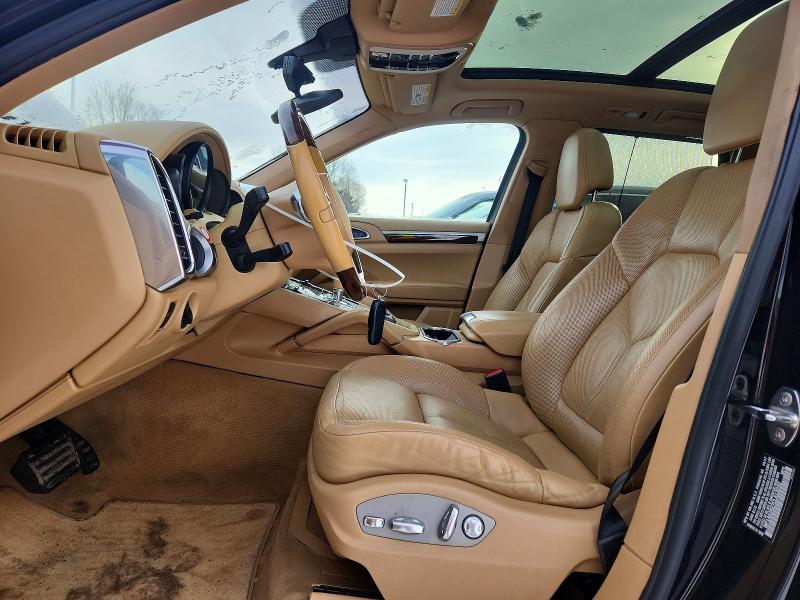 Photo 7 from auction – 2012 PORSCHE CAYENNE with VIN WP1AA2A27CLA12032