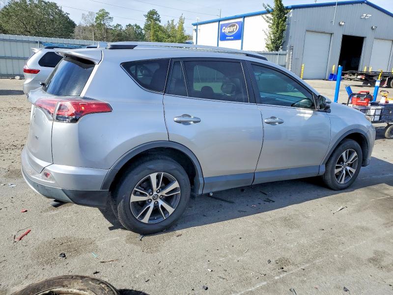 Photo 3 from auction – 2016 TOYOTA RAV4 with VIN 2T3WFREV5GW303315