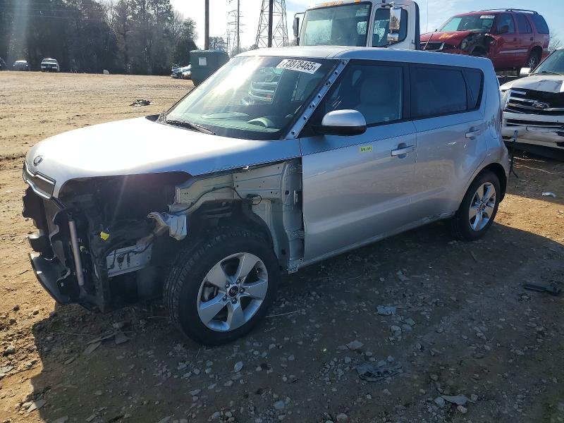 KIA SOUL 2017 with VIN KNDJN2A21H7453502 - Photo from auction