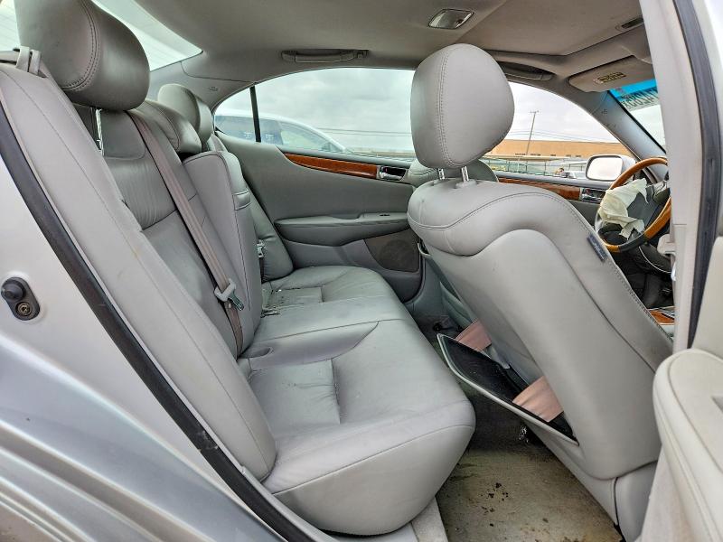 Photo 10 from auction – 2005 LEXUS ES 330 with VIN JTHBA30G555075080