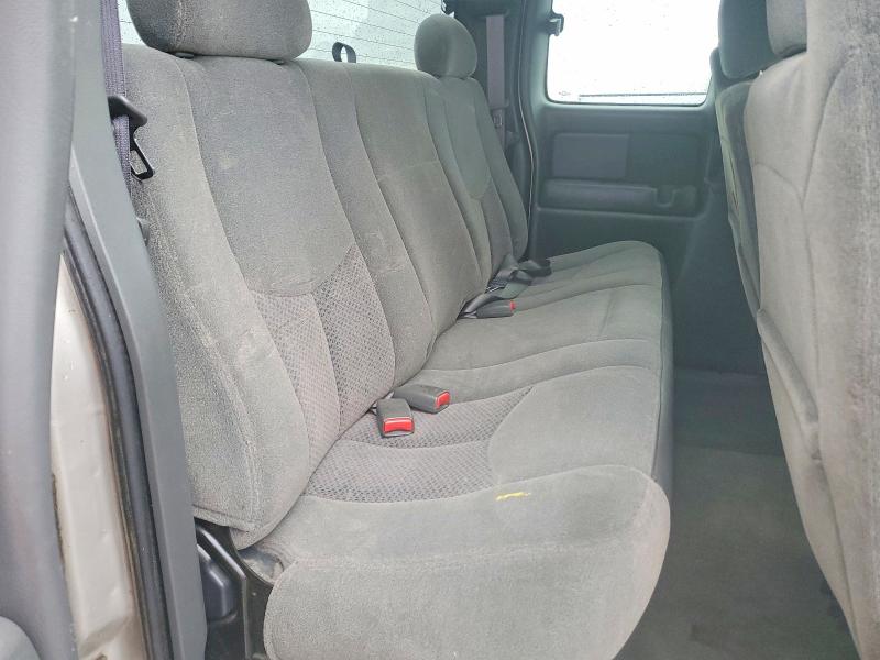 صورة رقم 10 من المزاد - 2004 CHEVROLET SILVERADO مع VIN 1GCEK19T34E248447