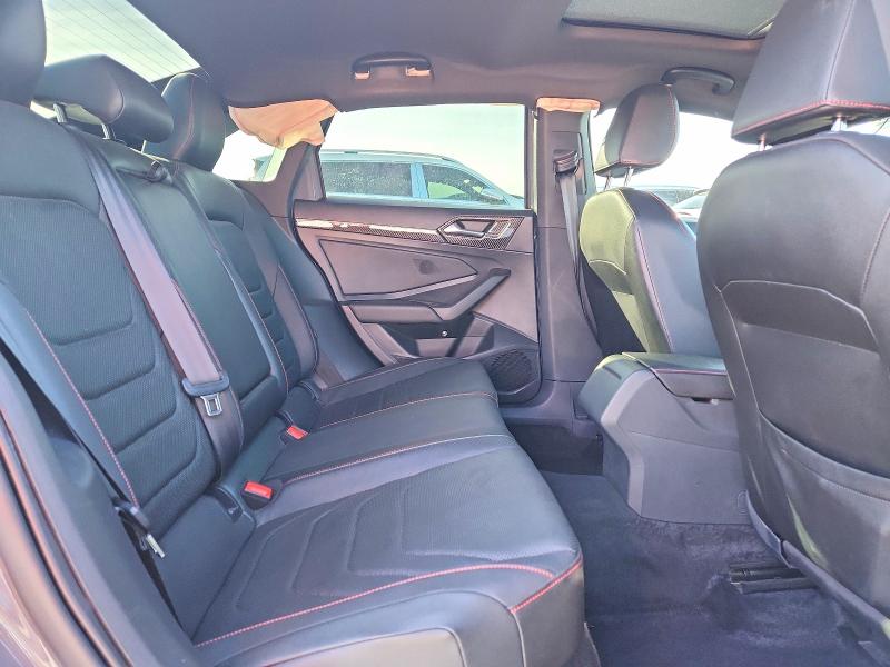 Photo 10 from auction – 2021 VOLKSWAGEN JETTA with VIN 3VW6T7BU2MM096370