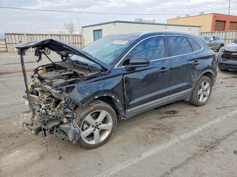 LINCOLN MKC PREMIE 2017 con VIN 5LMCJ1C91HUL52513 - Foto de la subasta