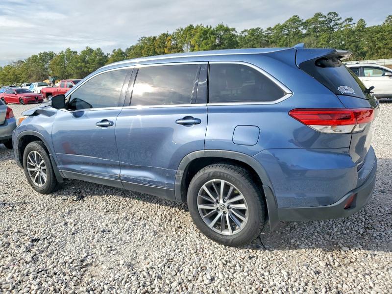 Photo 2 from auction – 2019 TOYOTA HIGHLANDER with VIN 5TDKZRFH2KS367532