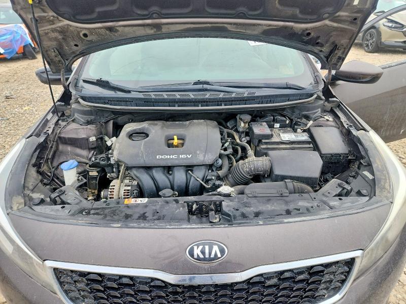 Photo 11 from auction – 2018 KIA FORTE LX with VIN 3KPFL4A75JE214849