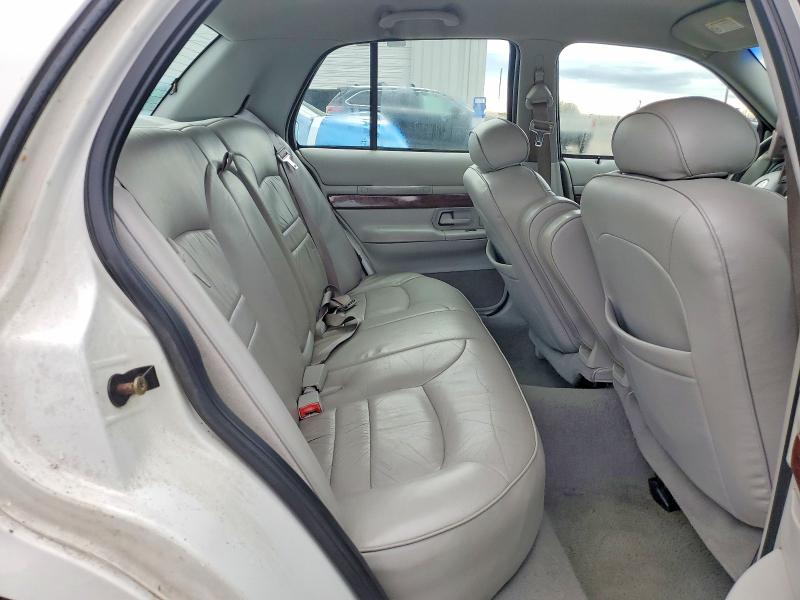 Photo 10 from auction – 2002 MERCURY GRAND MARQ with VIN 2MEFM75W12X662399