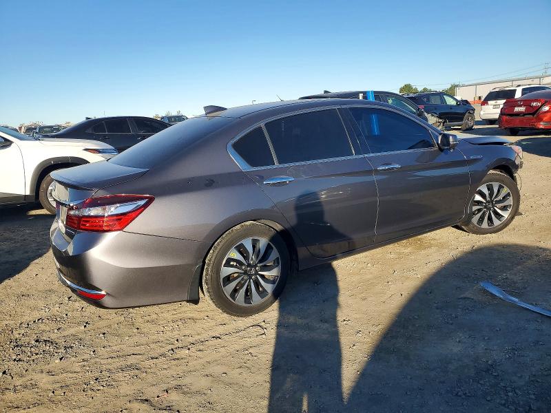 Photo 3 from auction – 2017 HONDA ACCORD HYB with VIN JHMCR6F52HC009994