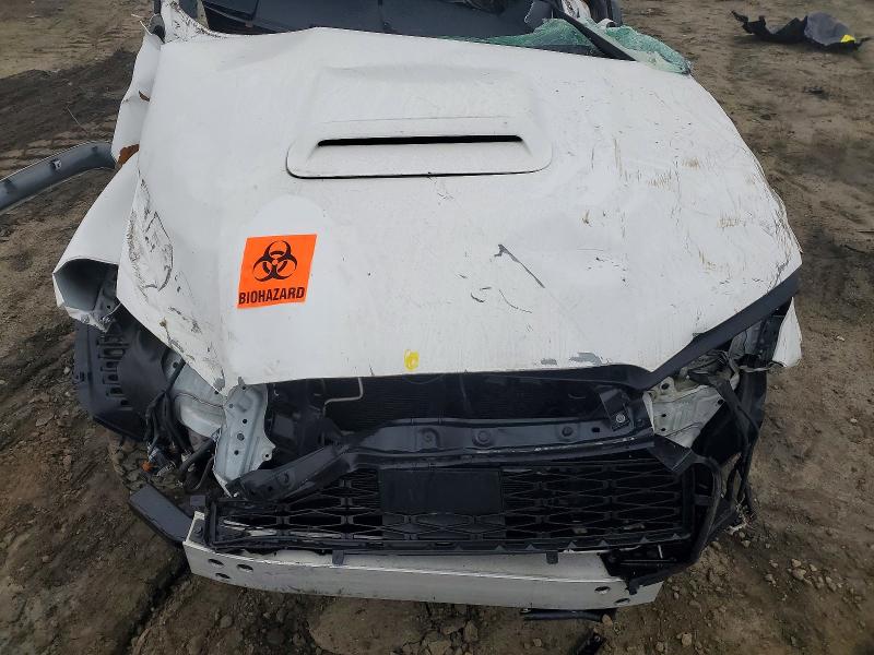 Photo 12 from auction – 2021 TOYOTA 4RUNNER with VIN JTERU5JR8M5911574