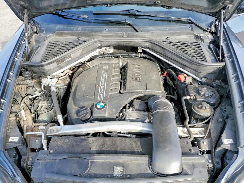 Photo 12 from auction – 2013 BMW X5 XDRIVE3 with VIN 5UXZV4C51D0B08190