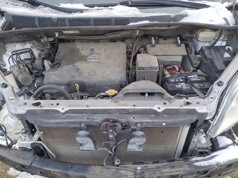 Photo 12 from auction – 2016 TOYOTA SIENNA with VIN 5TDKK3DCXGS694177