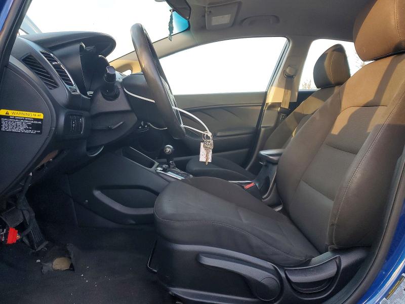 Photo 7 from auction – 2018 KIA FORTE with VIN 3KPFK4A73JE271165