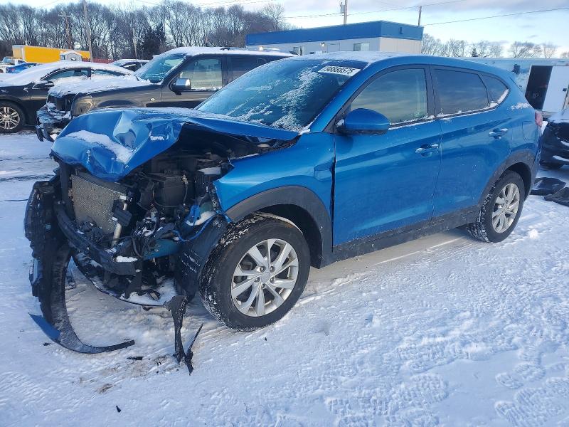 HYUNDAI TUCSON SE 2019 with VIN KM8J2CA40KU965501 - Photo from auction
