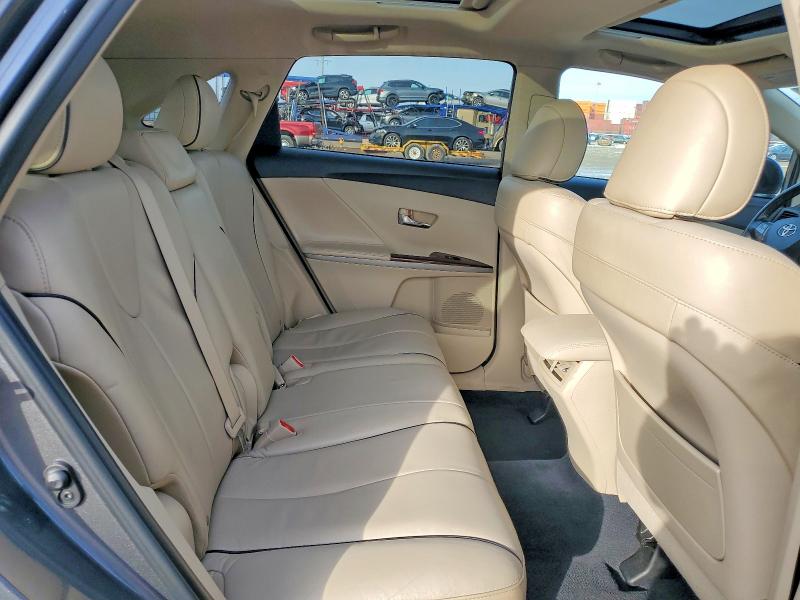 Photo 11 from auction – 2010 TOYOTA VENZA with VIN 4T3ZA3BB7AU023132