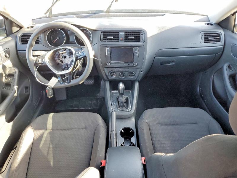 Photo 8 from auction – 2016 VOLKSWAGEN JETTA S with VIN 3VW267AJ0GM397706