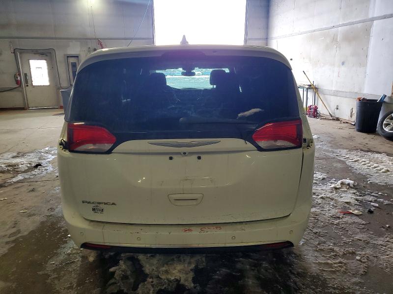 Photo 6 from auction – 2018 CHRYSLER PACIFICA T with VIN 2C4RC1FG3JR123873