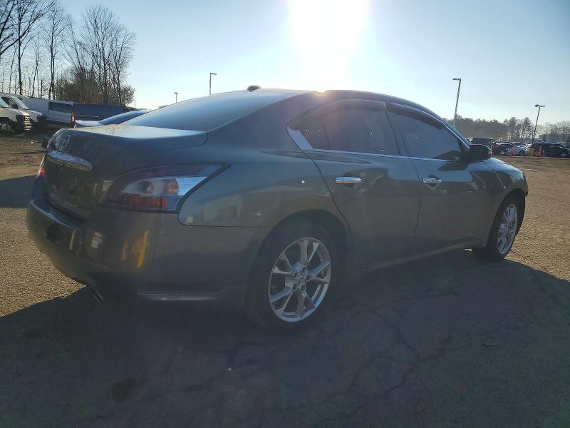 Photo 3 from auction – 2014 NISS MAXIMA with VIN 1N4AA5AP3EC470027