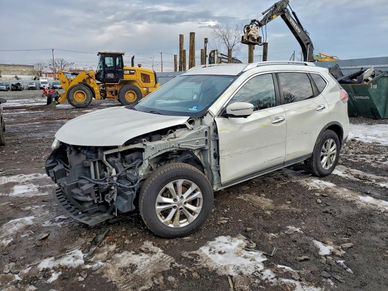 NISSAN ROGUE S 2016 with VIN KNMAT2MVXGP710943 - Photo from auction