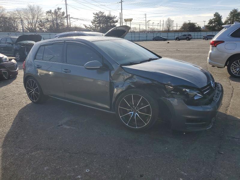 Photo 4 from auction – 2017 VOLKSWAGEN GOLF S with VIN 3VW217AU4HM039809