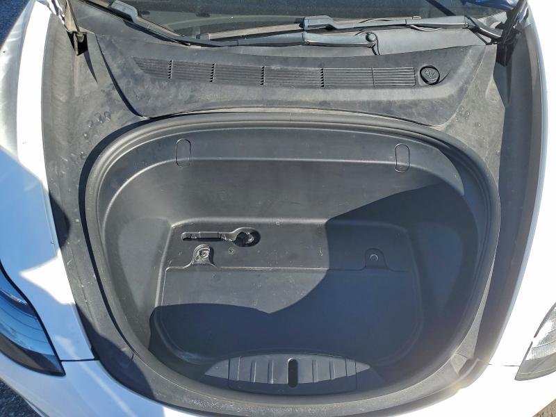 Photo 11 from auction – 2019 TESLA MODEL 3 with VIN 5YJ3E1EB2KF512412