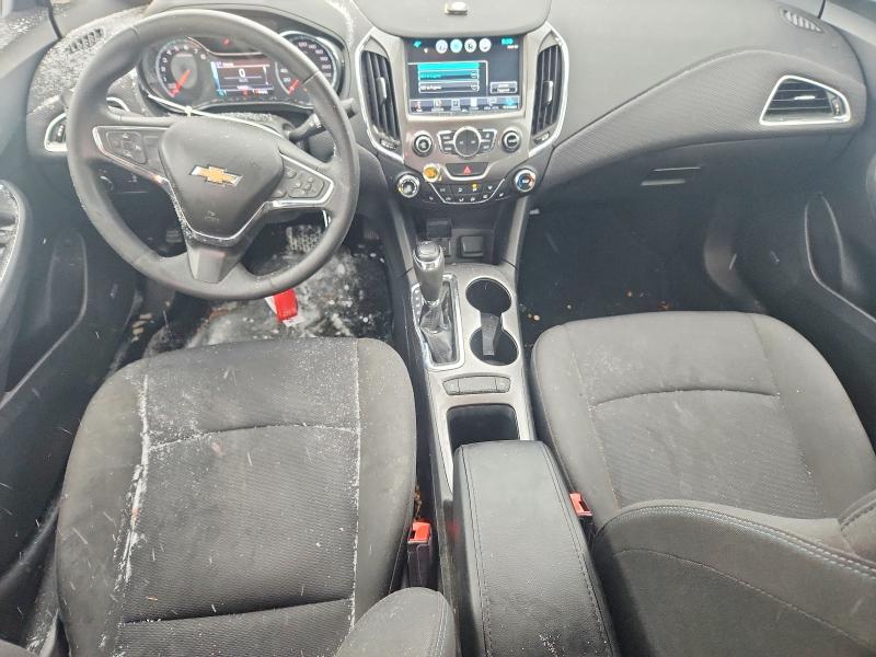 Photo 8 from auction – 2017 CHEVROLET CRUZE with VIN 3G1BE5SM9HS565061