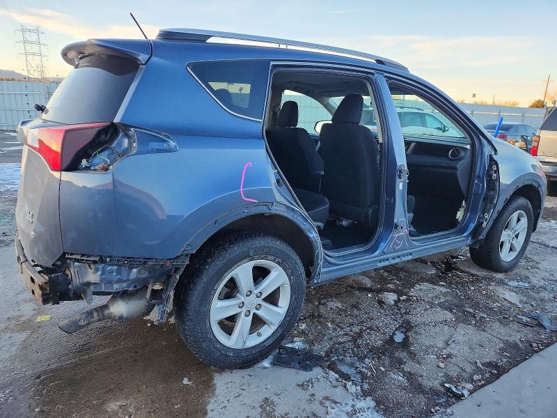 Photo 3 from auction – 2013 TOYOTA RAV4 XLE with VIN 2T3RFREV2DW006155