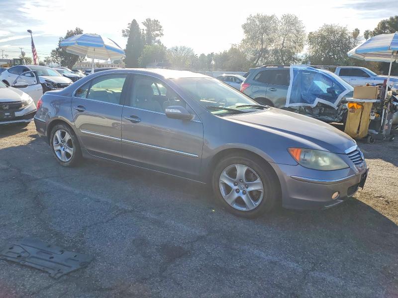 Photo 4 from auction – 2005 ACURA RL with VIN JH4KB16535C013227