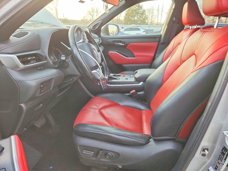 Photo 7 from auction – 2022 TOYOTA HIGHLANDER with VIN 5TDJZRAH0NS107346