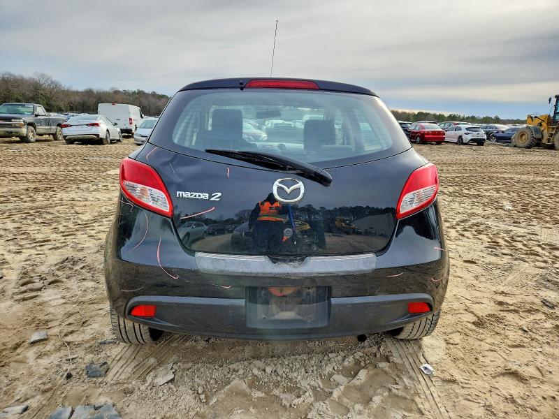 Photo 6 from auction – 2013 MAZDA MAZDA2 with VIN JM1DE1KZ8D0163618